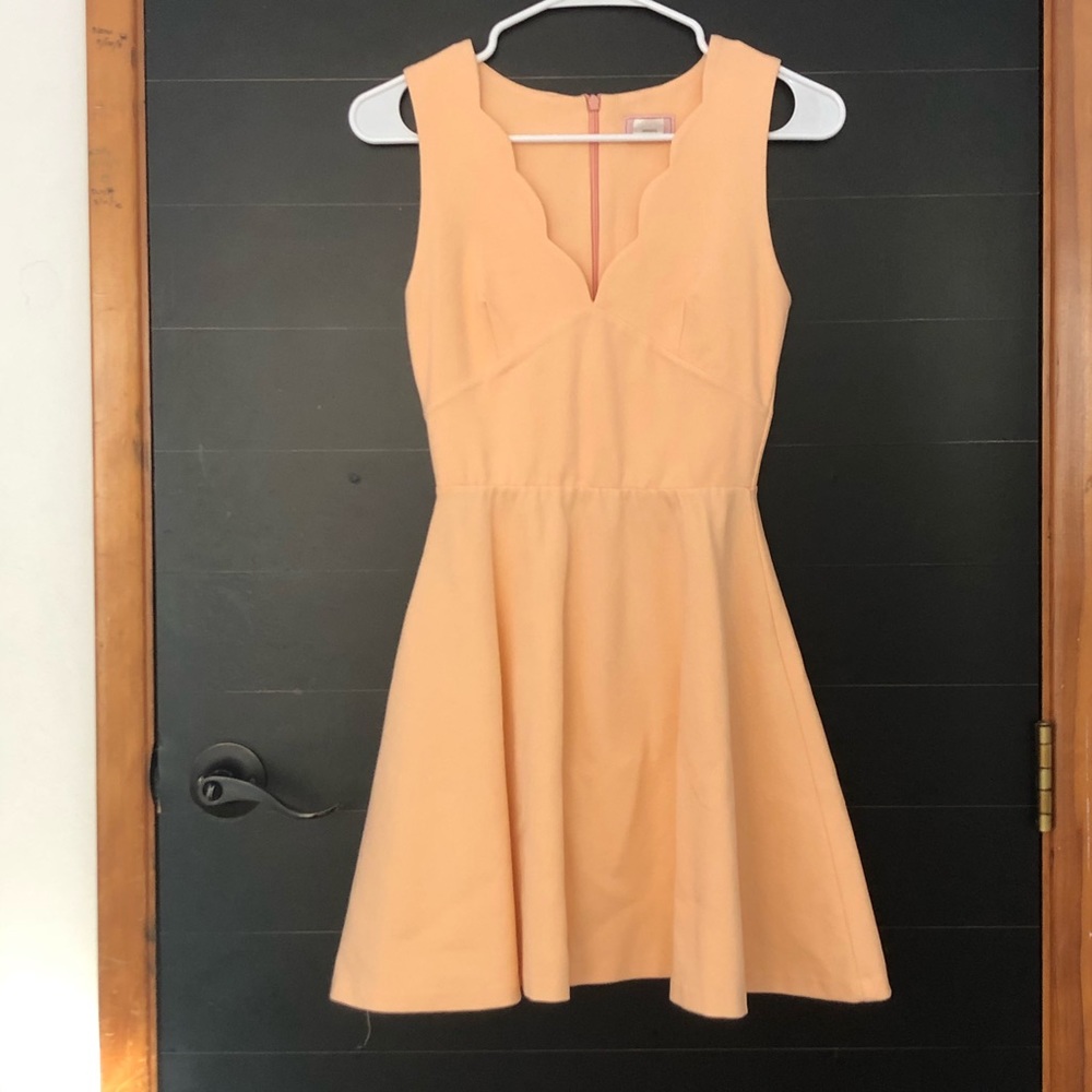 [Love...Ady] Scalloped V-Neck Mini Fit & Flare.